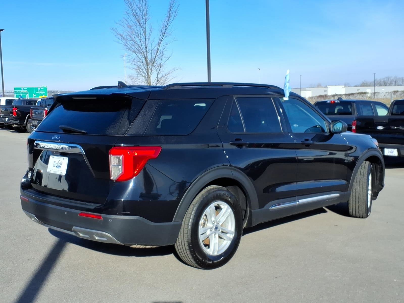 Certified 2024 Ford Explorer XLT w/ Equipment Group 202A image 5