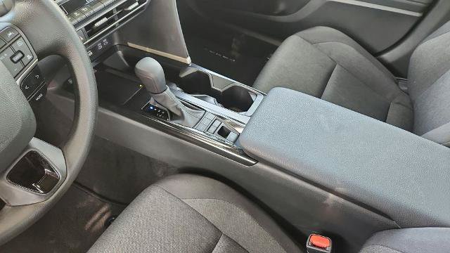 Used 2026 Toyota Camry LE FWD image 14