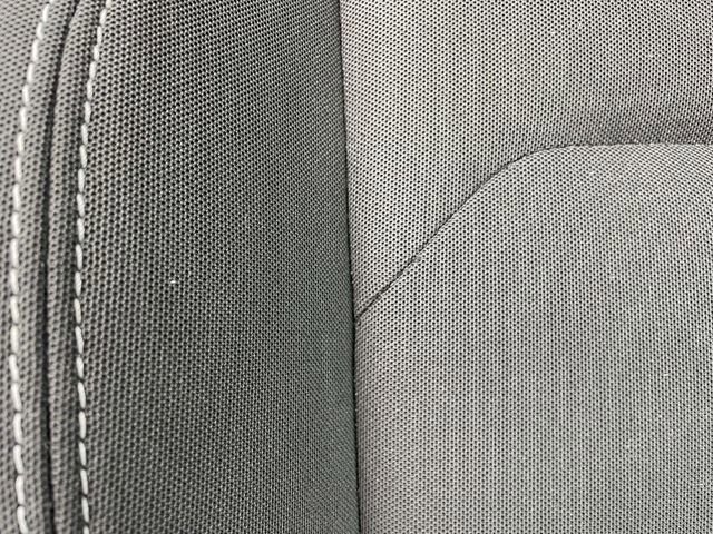 Used 2021 Chevrolet Camaro LT image 17