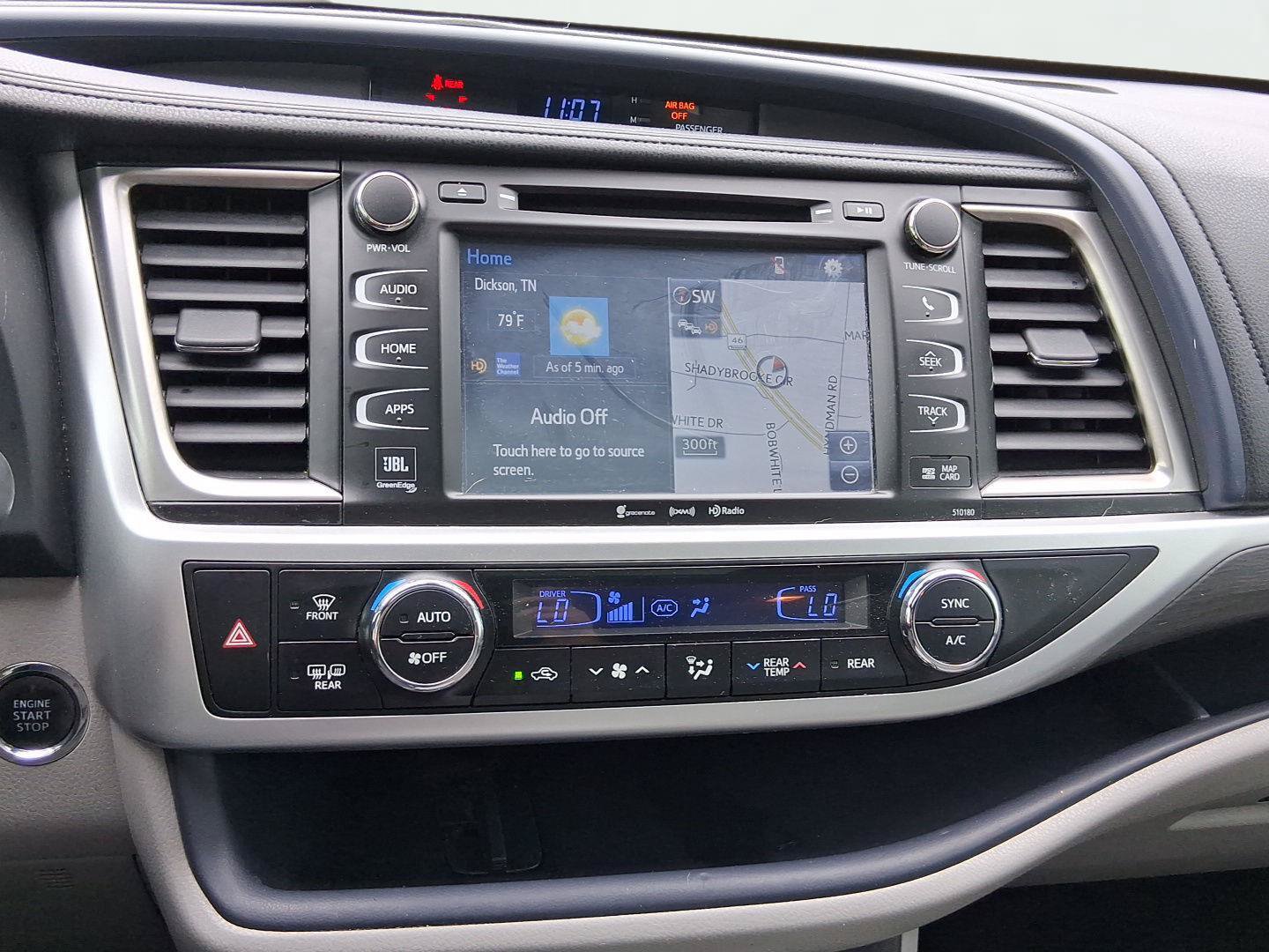 Used 2018 Toyota Highlander Limited FWD image 19