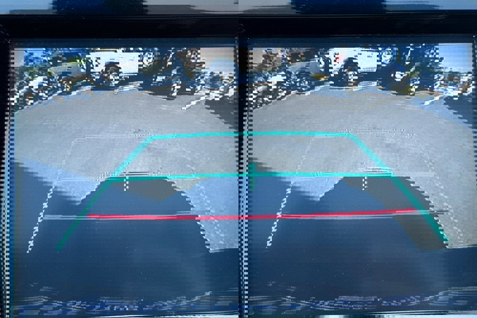 Used 2020 Toyota Camry SE image 21