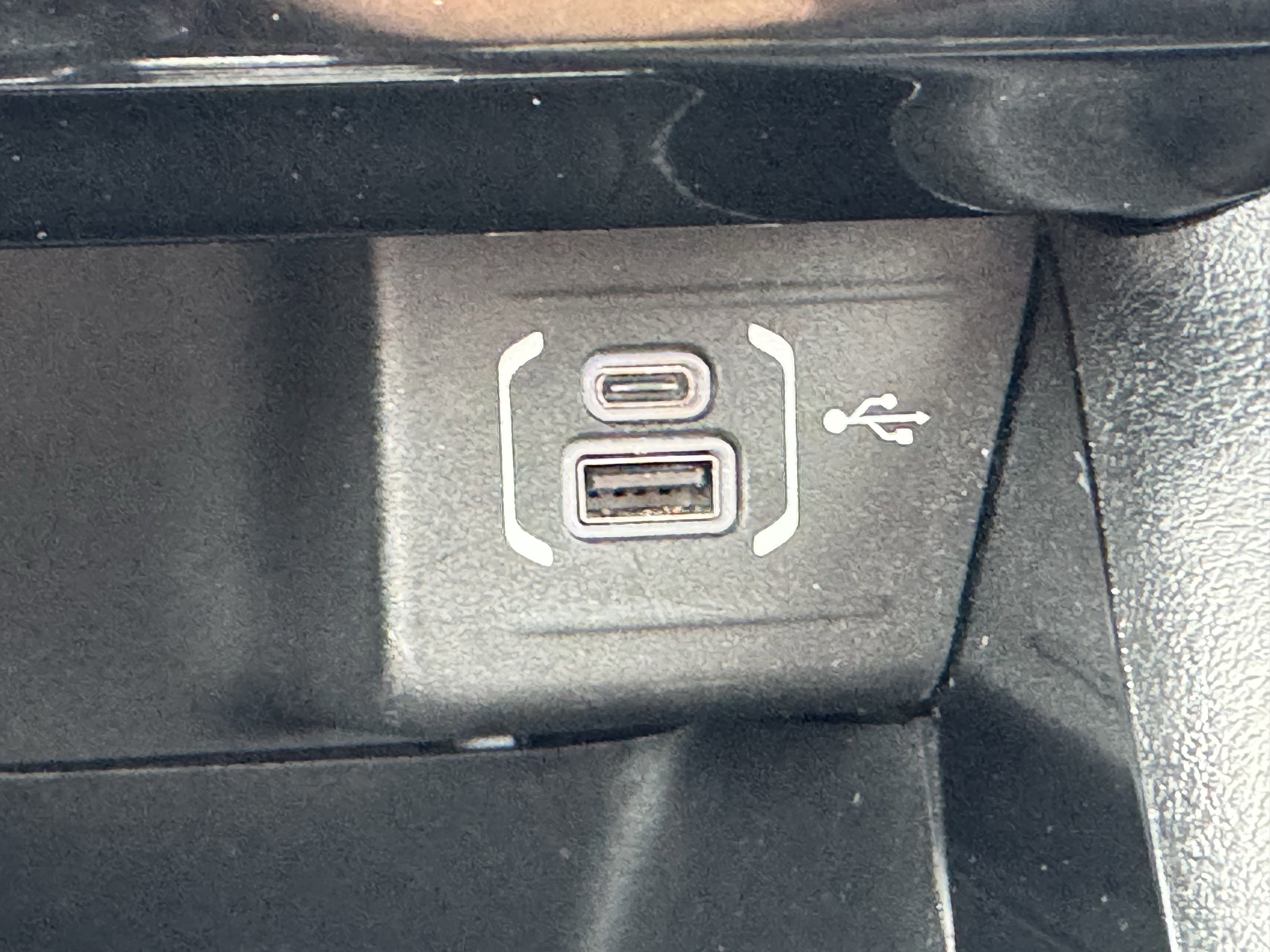 Used 2024 Jeep Compass Limited image 24