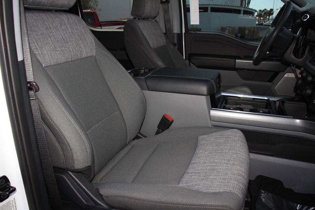Certified 2023 Ford F350 XLT w/ Black Appearance Package AWD/4WD image 28