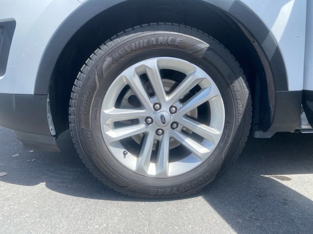 Certified 2017 Ford Explorer FWD image 26