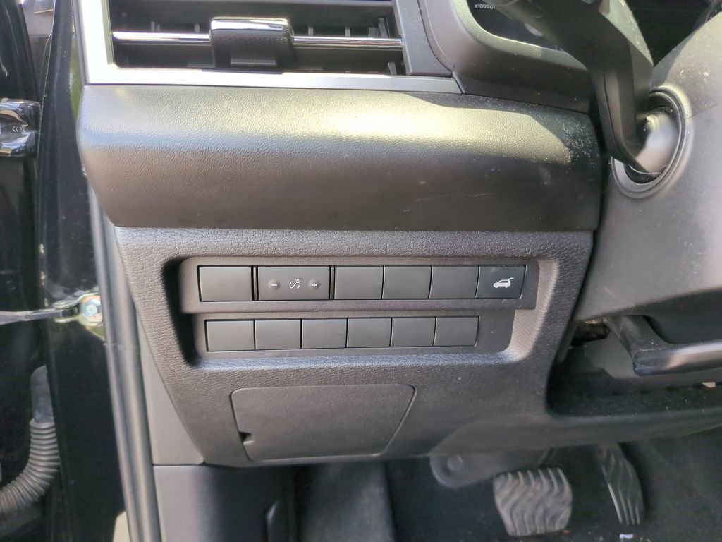 Used 2022 Mitsubishi Outlander SEL Black Edition FWD image 23