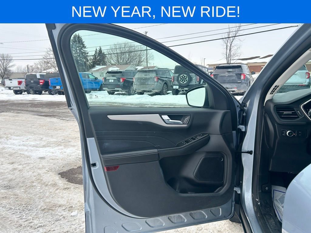 Certified 2022 Ford Escape SEL image 12