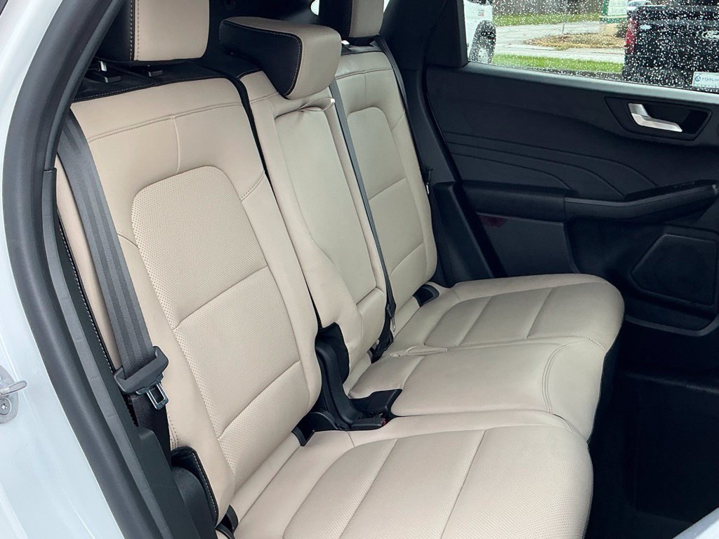 Certified 2021 Ford Escape SEL w/ Technology Package FWD image 16