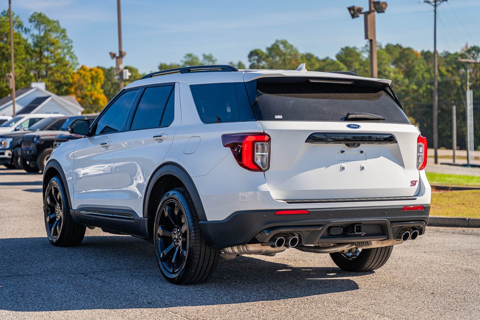 Certified 2024 Ford Explorer ST w/ Equipment Group 401A image 5