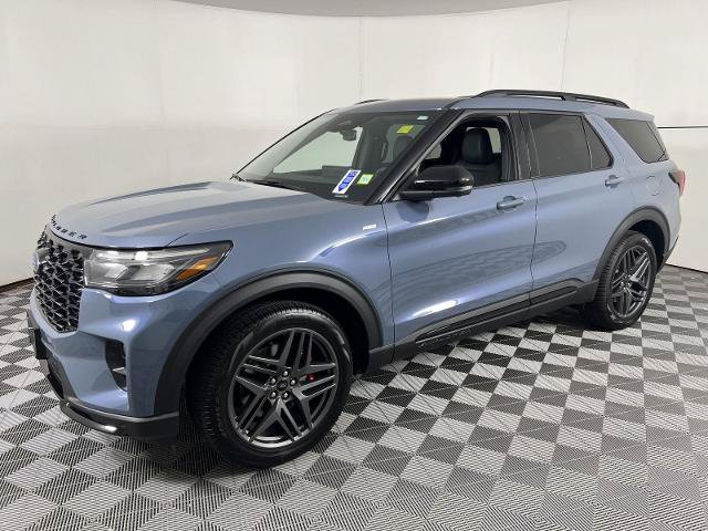 Certified 2026 Ford Explorer ST-Line w/ ST-Line Street Pack AWD/4WD image 7