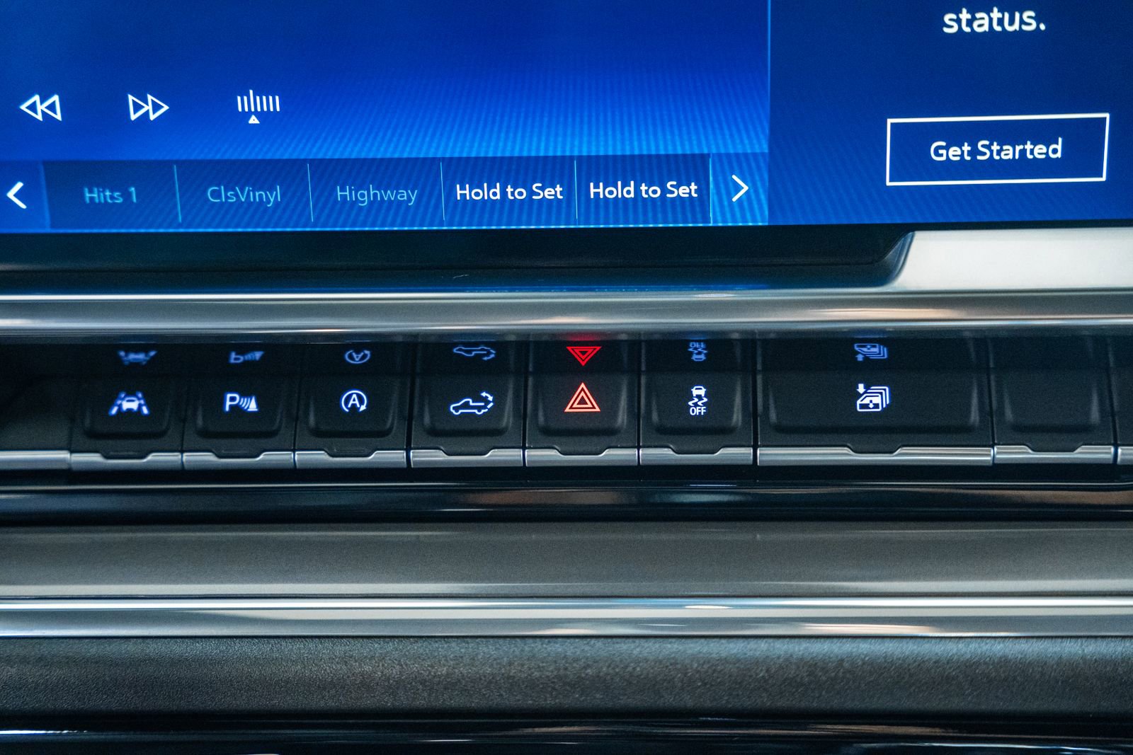 Used 2023 Chevrolet Silverado 1500 High Country w/ High Country Premium Package image 32