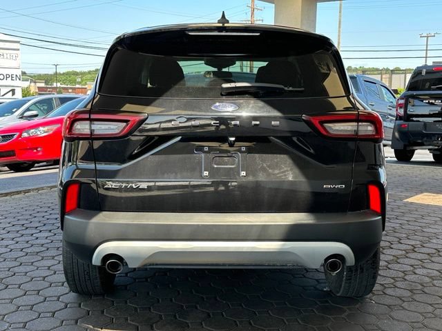 Certified 2023 Ford Escape Active AWD/4WD image 5