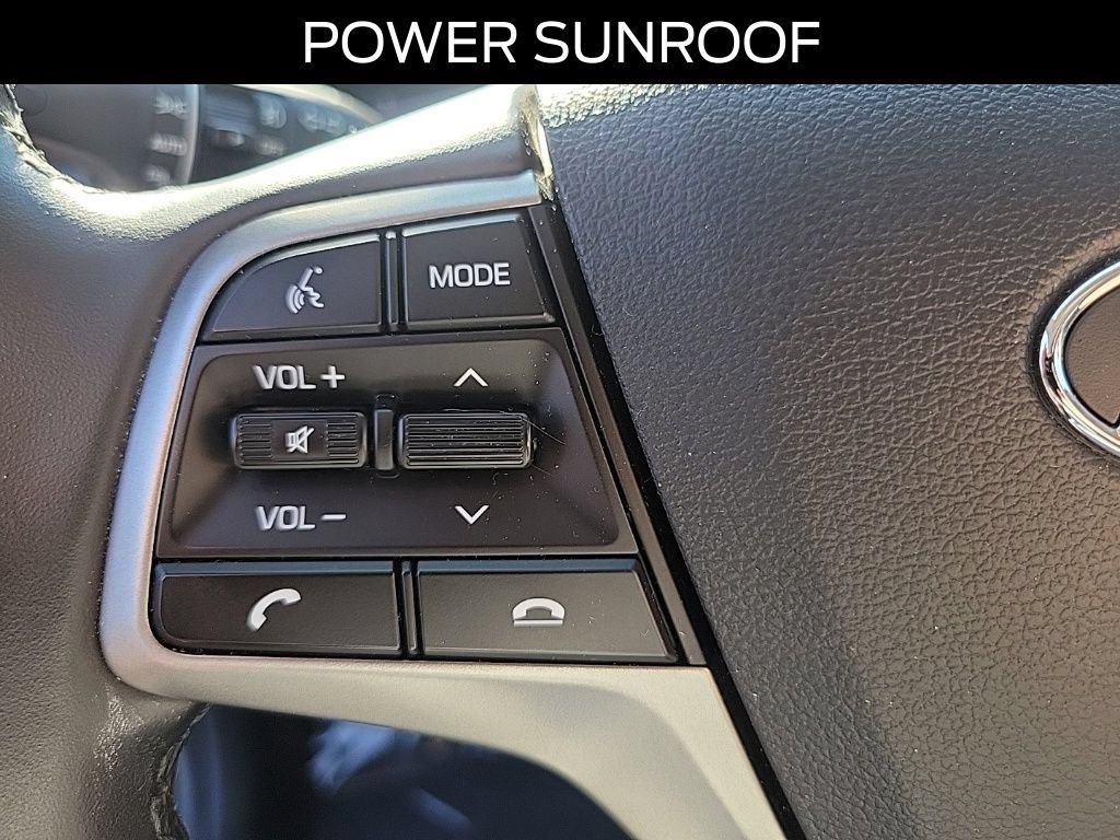 Used 2022 Hyundai Accent Limited FWD image 22