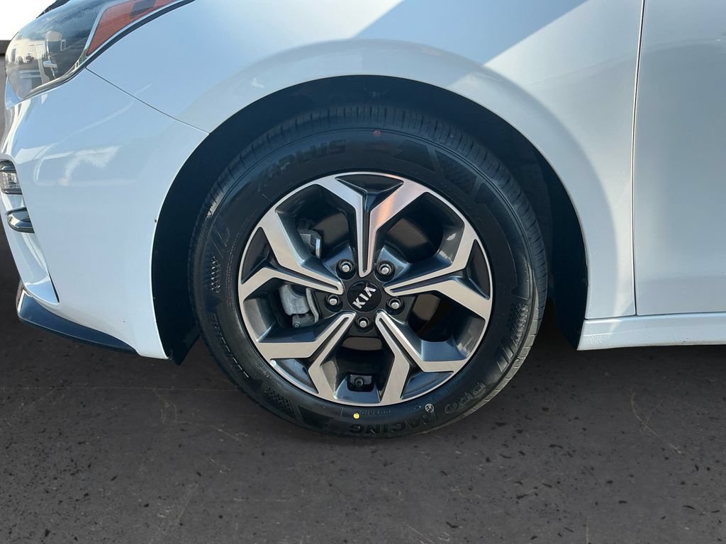 Used 2020 Kia Forte LXS FWD image 13