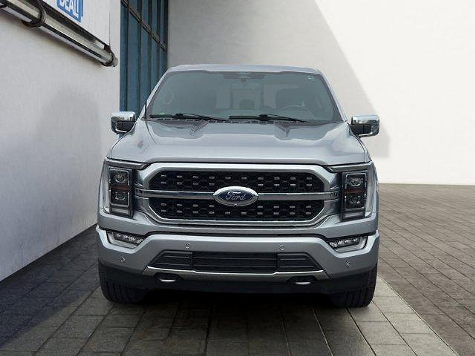 Certified 2022 Ford F150 Platinum w/ Equipment Group 701A High AWD/4WD image 8