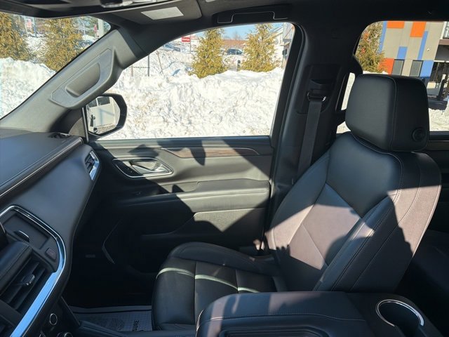 Used 2022 Chevrolet Tahoe Z71 image 17