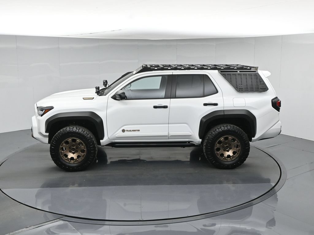 Used 2025 Toyota 4Runner Trailhunter AWD/4WD image 45