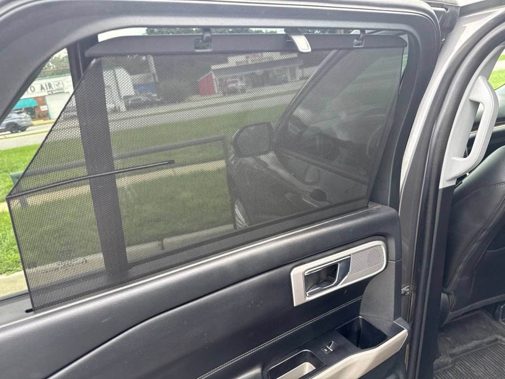 Certified 2022 Ford Explorer Limited w/ Equipment Group 301A RWD image 13