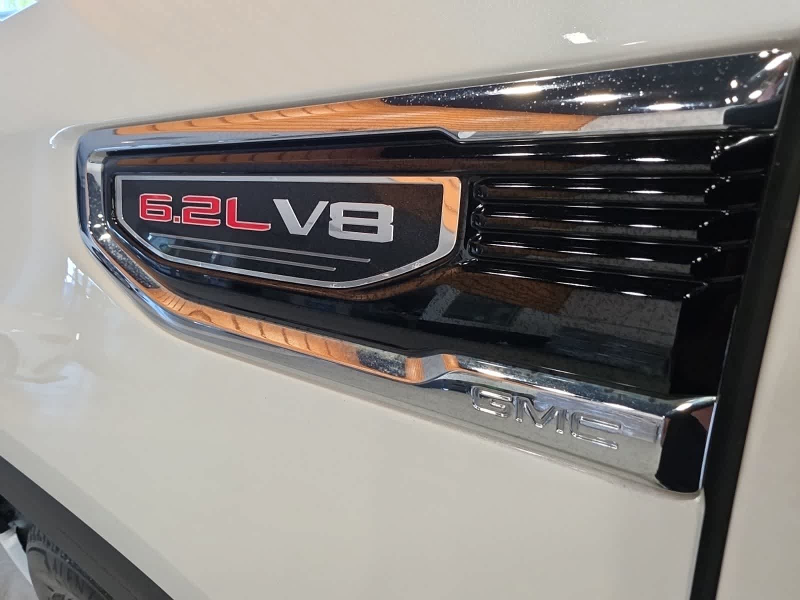 Used 2021 GMC Sierra 1500 Denali w/ Driver Alert Package II AWD/4WD image 16