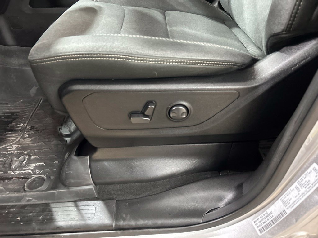 Used 2022 RAM 1500 Big Horn AWD/4WD image 11