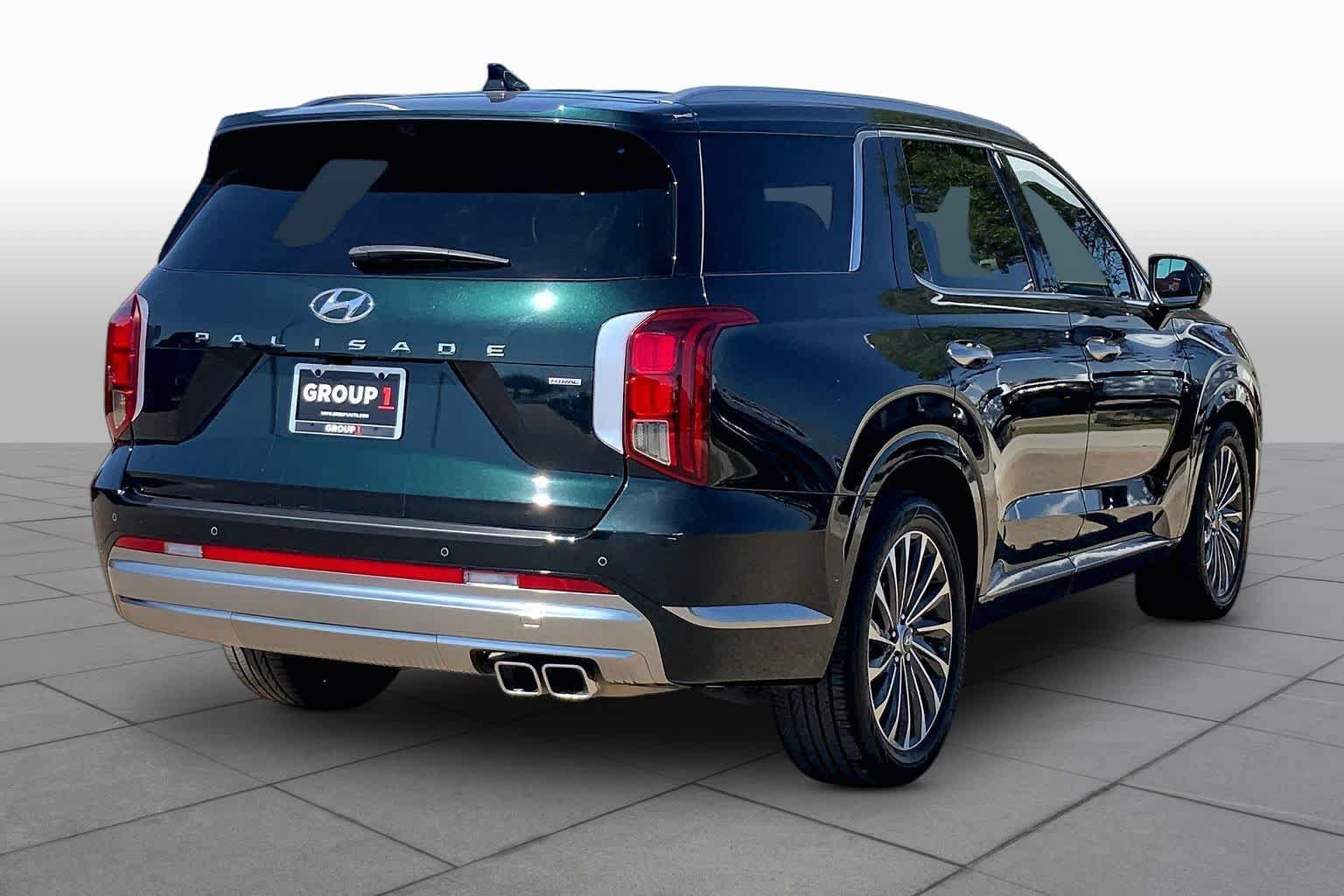 Used 2025 Hyundai Palisade Calligraphy AWD/4WD image 13