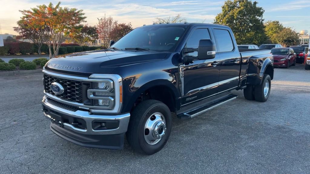 Certified 2023 Ford F350 Lariat image 27