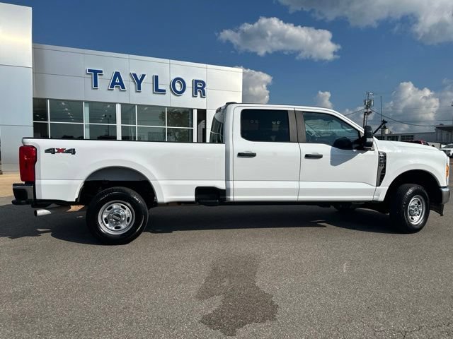 Certified 2023 Ford F250 XL w/ XL Chrome Package AWD/4WD image 16