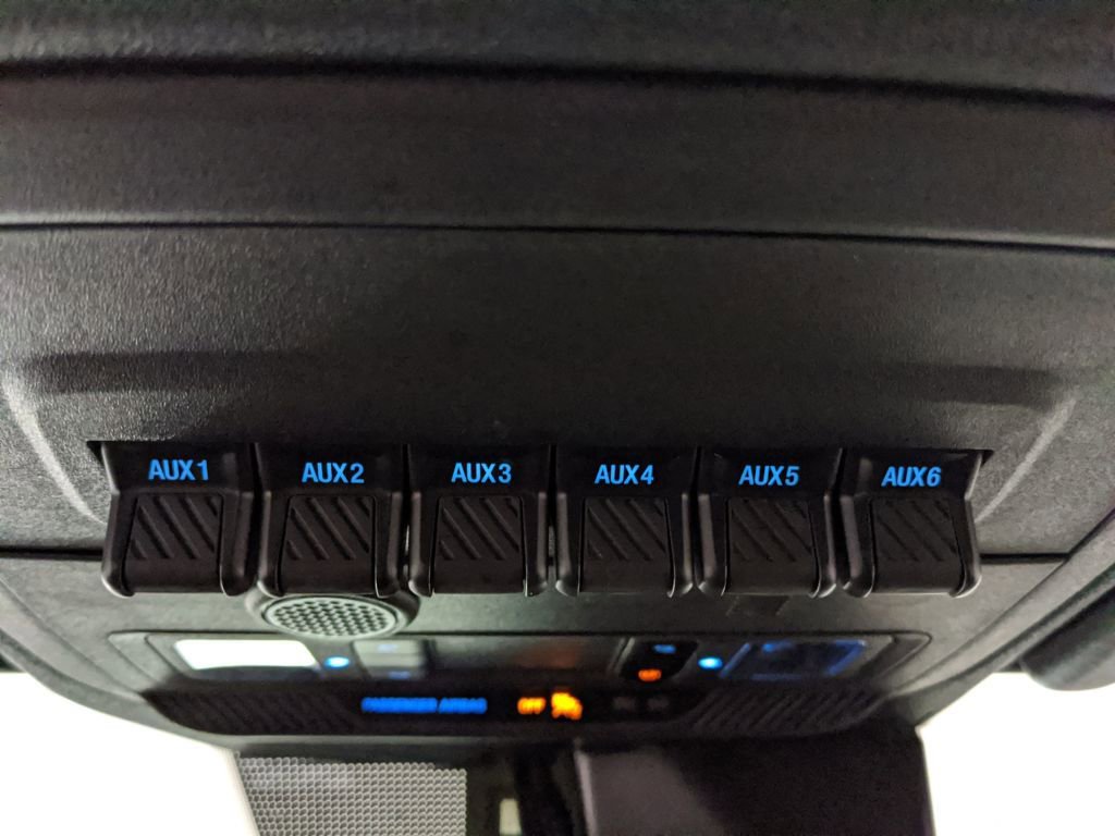 Certified 2024 Ford Bronco Wildtrak image 9