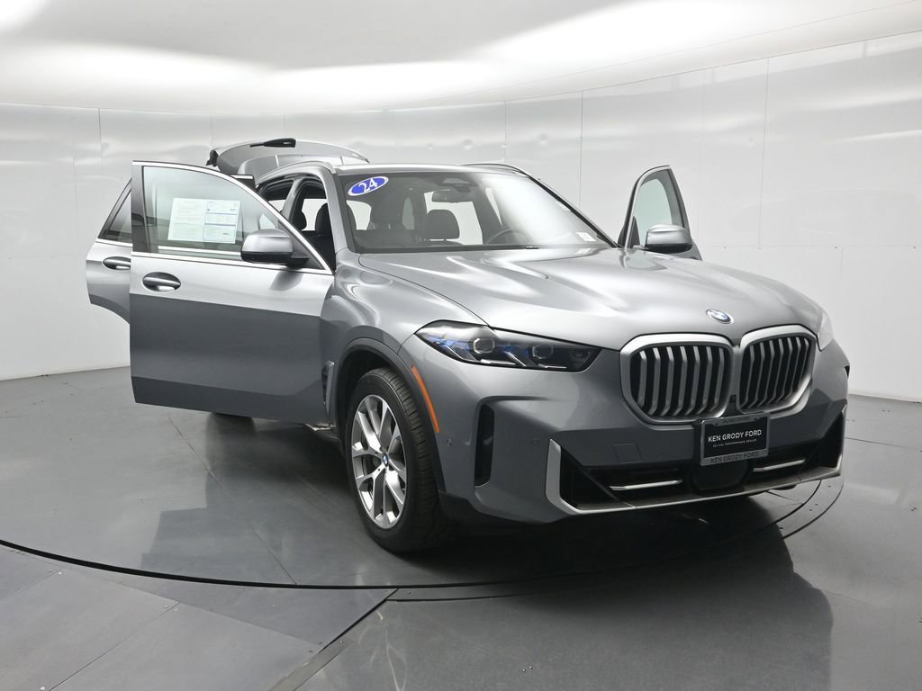 Used 2024 BMW X5 xDrive40i AWD/4WD image 34
