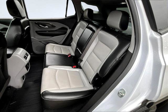 Used 2022 GMC Terrain SLT w/ Infotainment Package II image 29