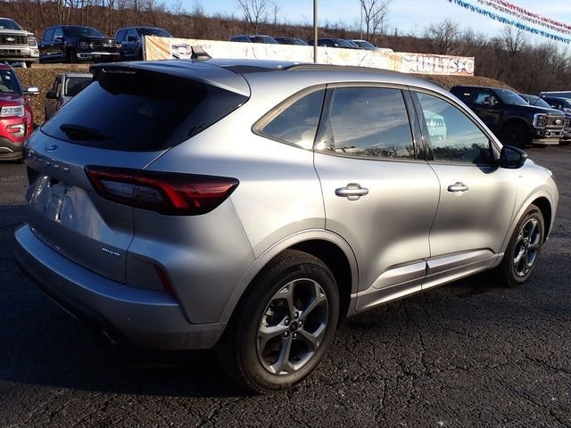 Certified 2024 Ford Escape ST-Line w/ Tech Pack #1 image 4