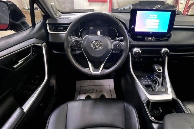 Used 2025 Toyota RAV4 XLE Premium w/ Weather Package AWD/4WD image 9