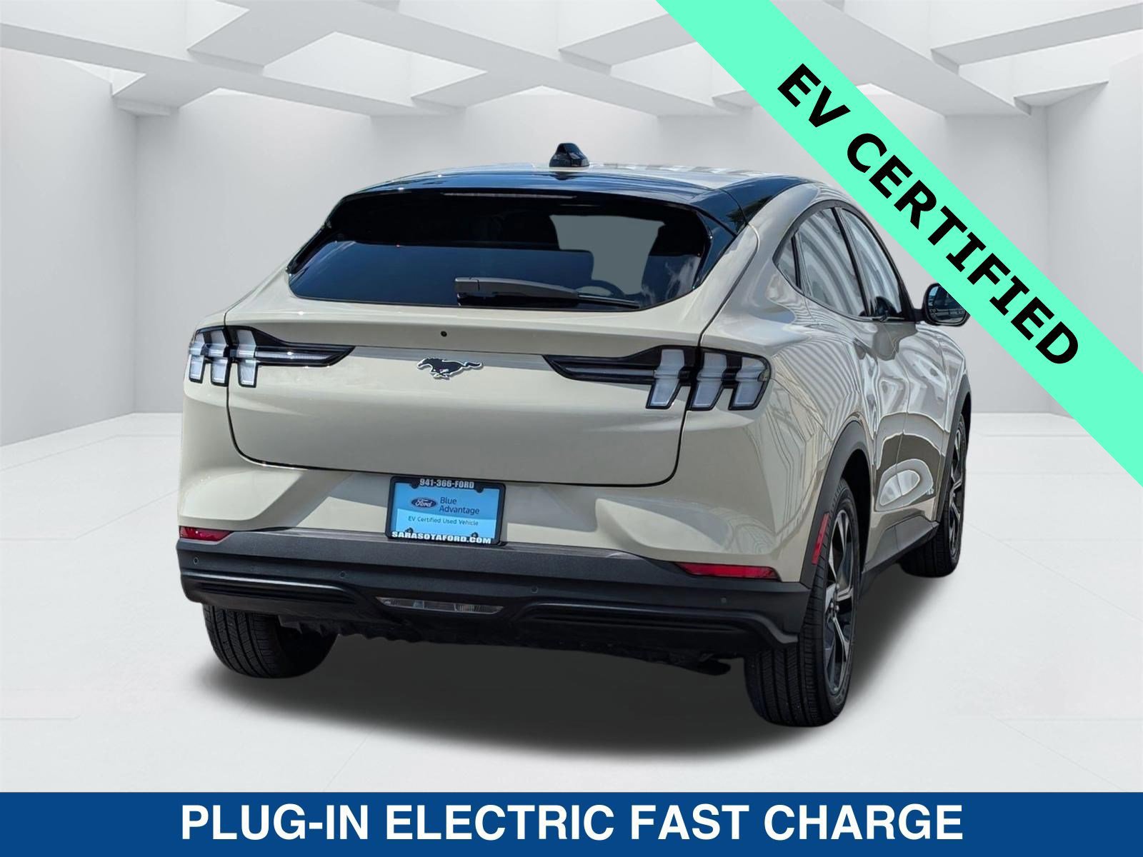 Certified 2025 Ford Mustang Mach-E Select w/ Comfort Package Lite image 5