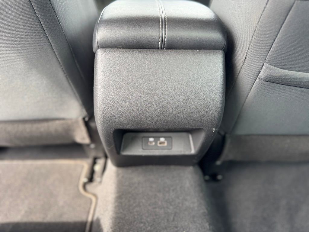 Used 2025 Nissan Altima 2.5 SV FWD image 35