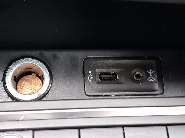 Used 2017 Volkswagen Jetta SE image 25