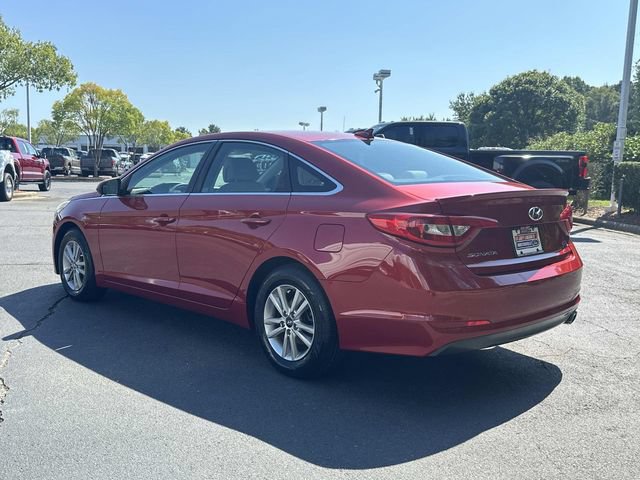 Used 2017 Hyundai Sonata SE w/ Cargo Package FWD image 3