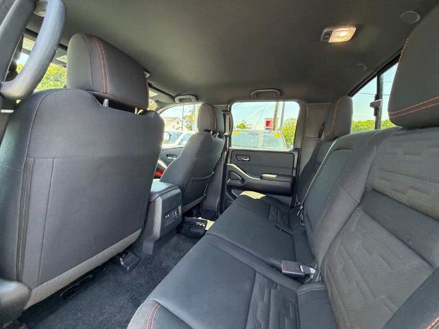Used 2023 Nissan Frontier PRO-4X w/ Pro Convenience Package AWD/4WD image 9