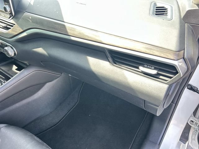 Used 2023 Nissan Altima 2.5 SV FWD image 25