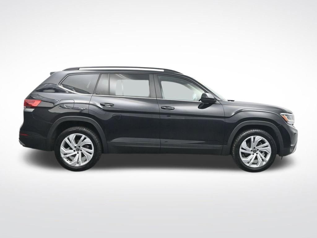 Used 2023 Volkswagen Atlas SE w/ Panoramic Sunroof Package FWD image 4
