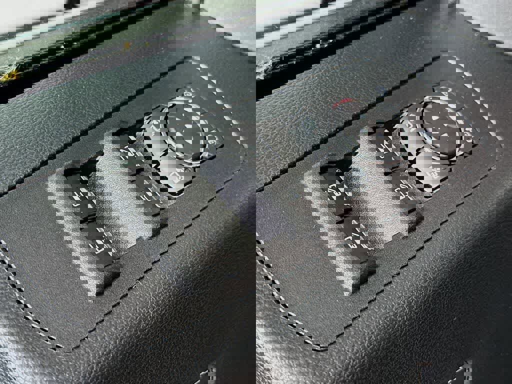 Certified 2019 Ford F150 Platinum w/ Equipment Group 701A Luxury image 30