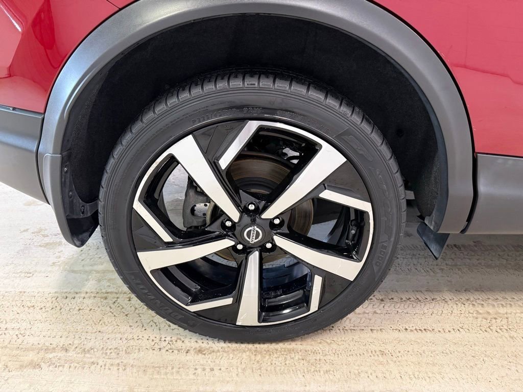 Used 2022 Nissan Rogue Sport SL image 12