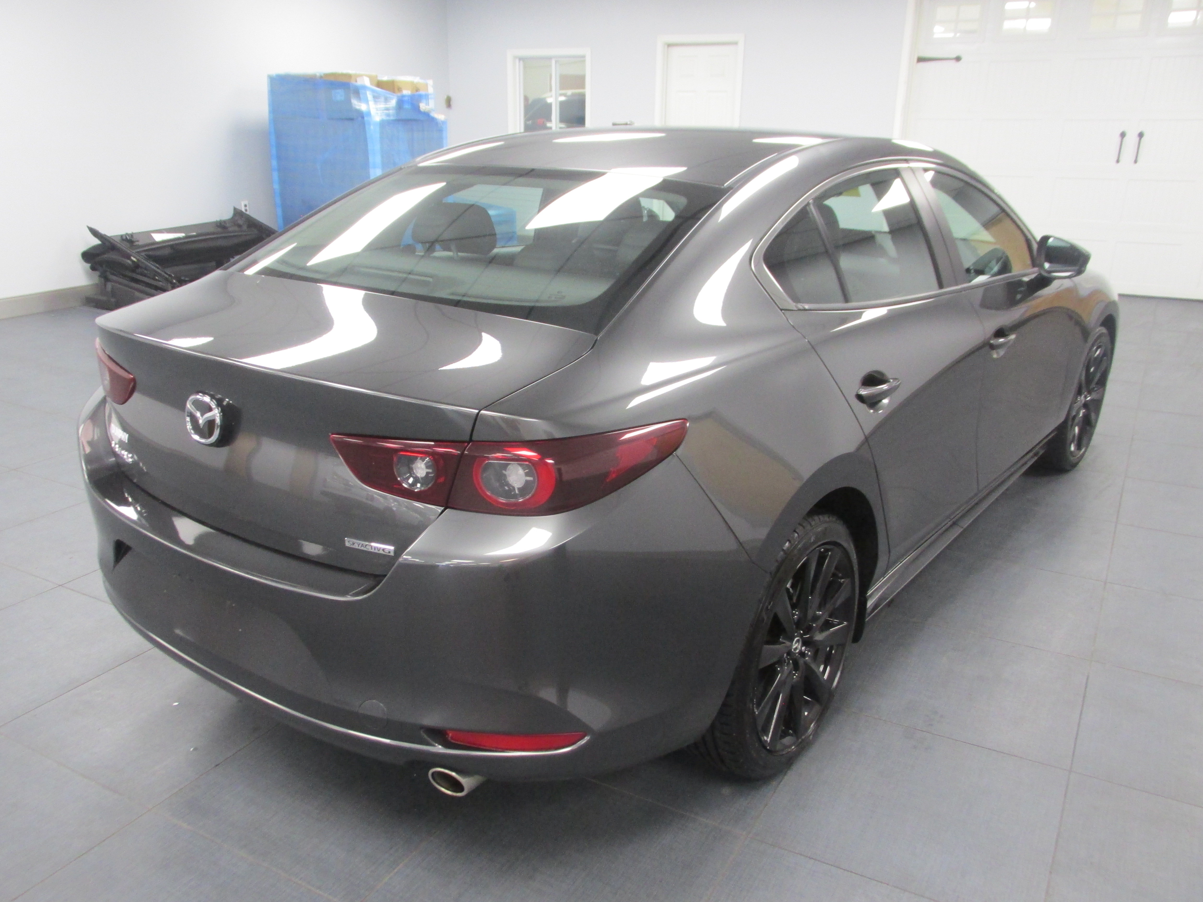 Used 2024 MAZDA MAZDA3 s FWD image 5