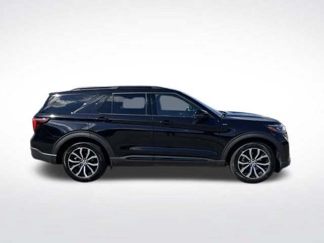 Certified 2025 Ford Explorer ST-Line RWD image 12