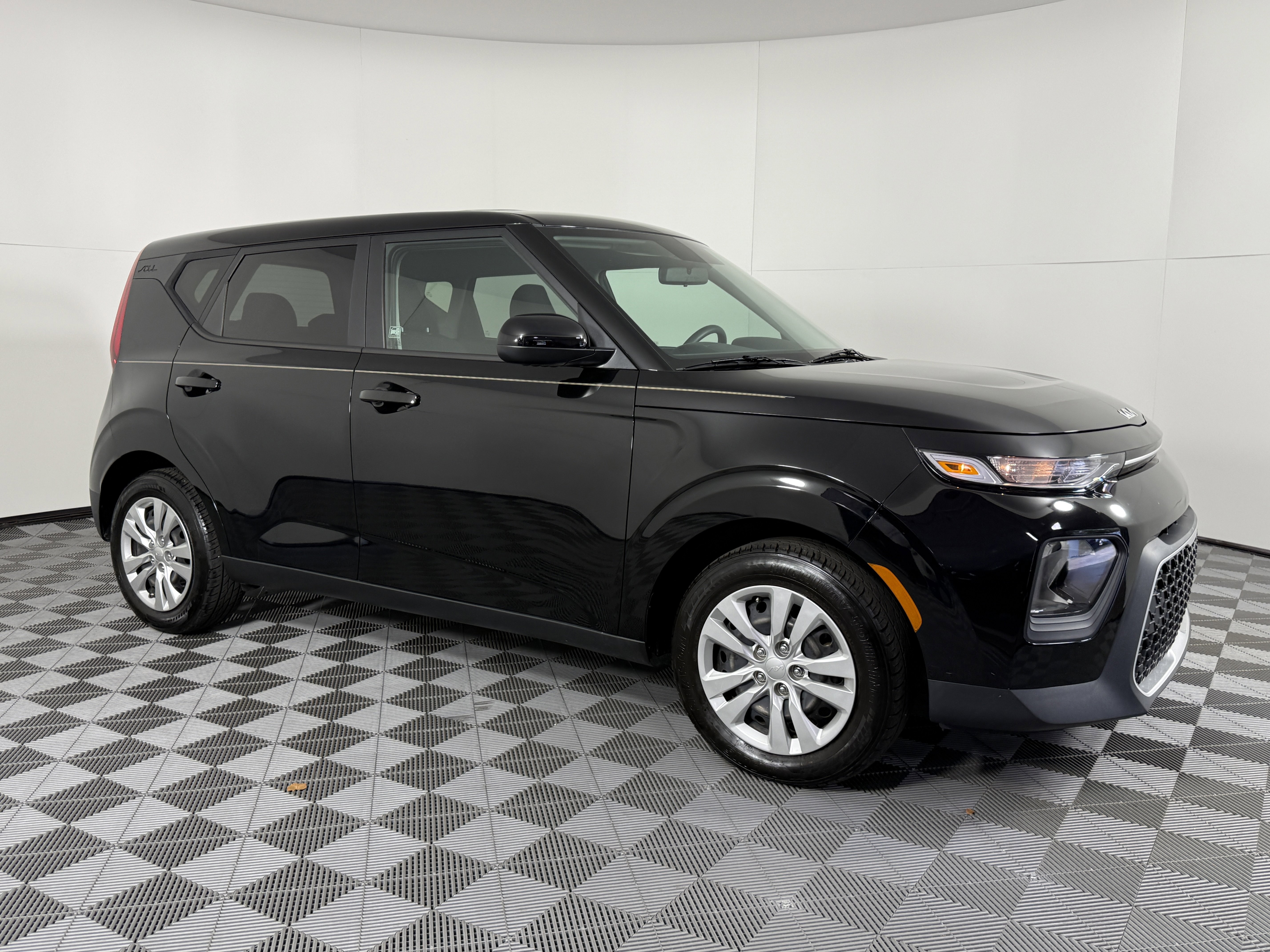 Used 2022 Kia Soul LX