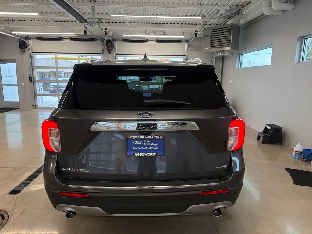 Certified 2020 Ford Explorer Limited w/ Hybrid Equipment Group 310A AWD/4WD image 7