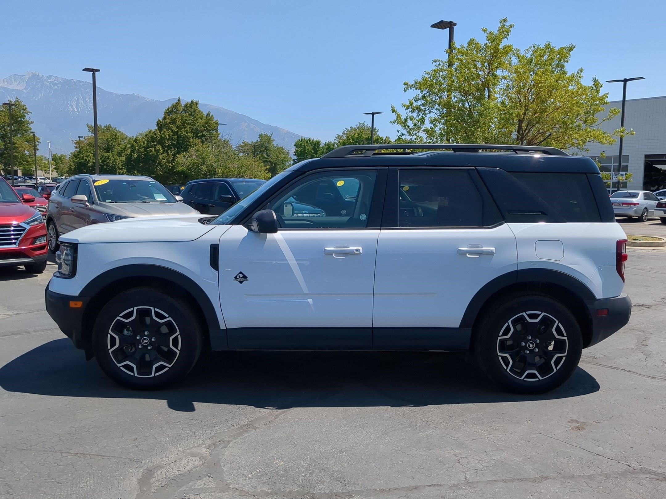 Certified 2025 Ford Bronco Sport Outer Banks AWD/4WD image 10