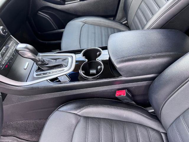 Certified 2018 Ford Edge SEL w/ Equipment Group 201A AWD/4WD image 16