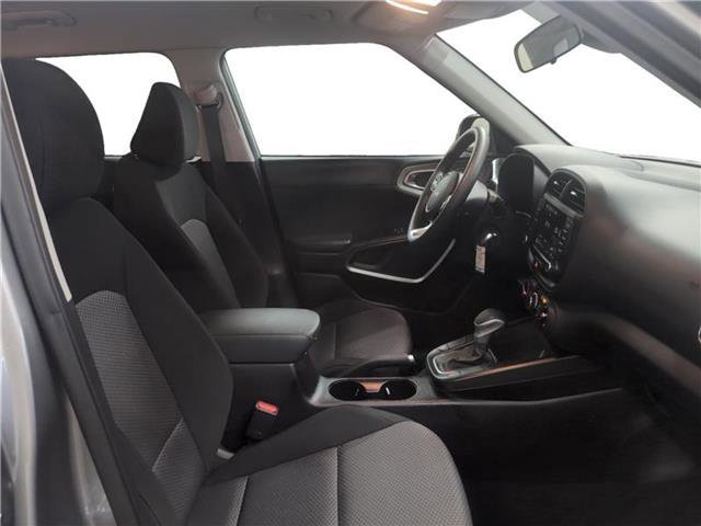 Used 2024 Kia Soul LX w/ Option Group 015 image 15