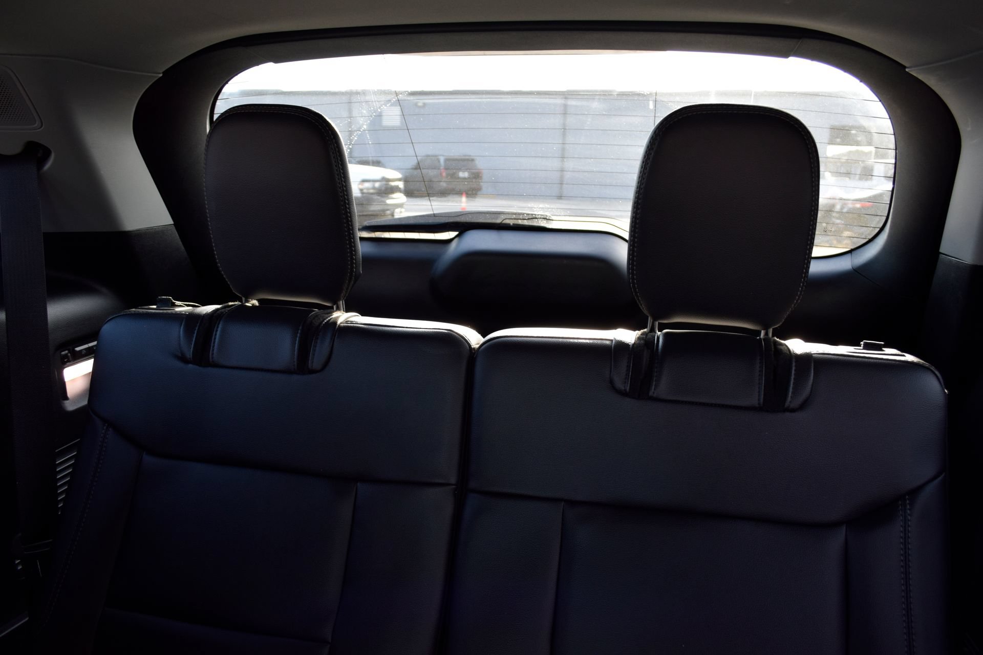 Certified 2023 Ford Explorer Limited w/ Limited Technology Package RWD image 19