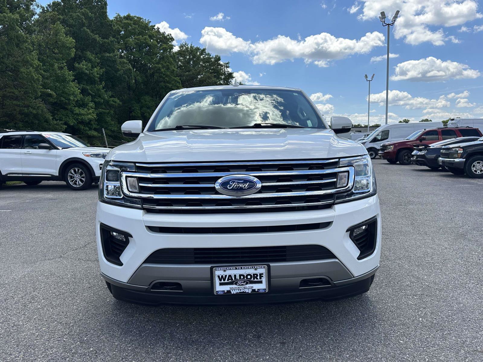 Certified 2020 Ford Expedition XLT w/ Equipment Group 202A AWD/4WD image 2