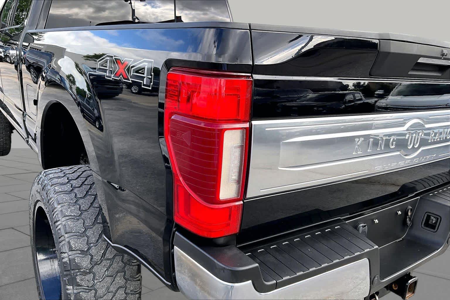 Certified 2020 Ford F250 King Ranch w/ King Ranch Ultimate Package AWD/4WD image 26